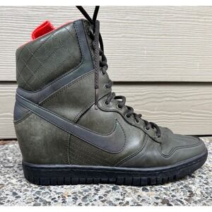 Nike Dunk Sky Hi High Wedge Sneakerboot 2.0 Women's Size 9.5 Green 807401-300
